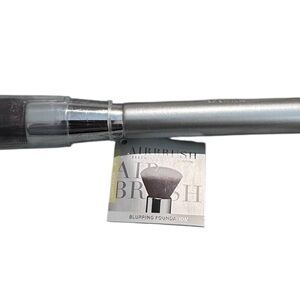 IT Cosmetics Blurring Foundation Brush